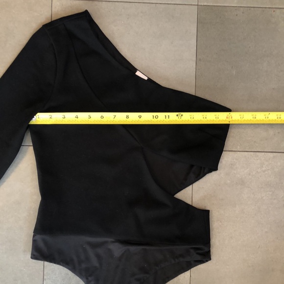 X Revolve Leticia Bodysuit ale by Alessandra - Picture 5 of 8